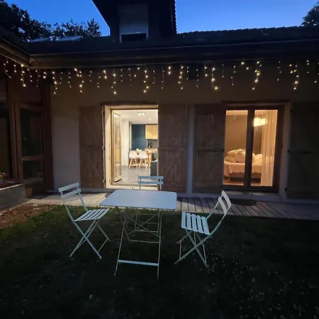 Vakantiehuis Du Grand Replomb, Piscine Et Jacuzzi Sainte-Agnès