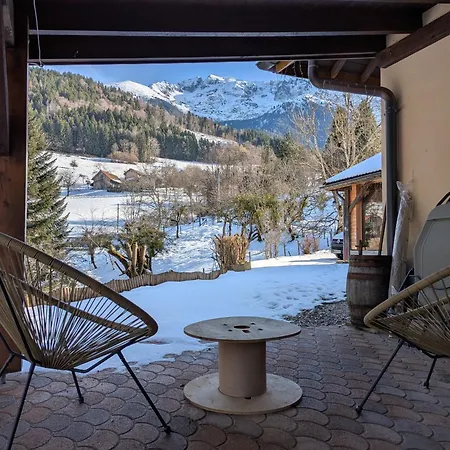 Gites Du Grand Replomb, Piscine Et Jacuzzi